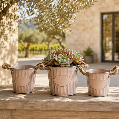 Plantermuse Rustic Metal Bucket With Rope Handles